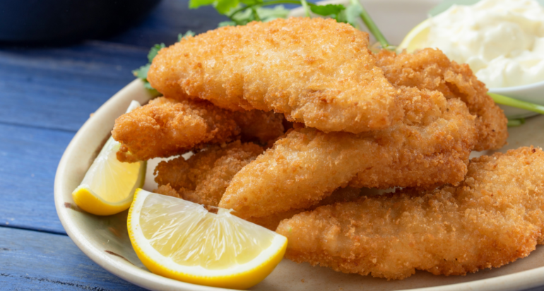 Філе хека в паніровці